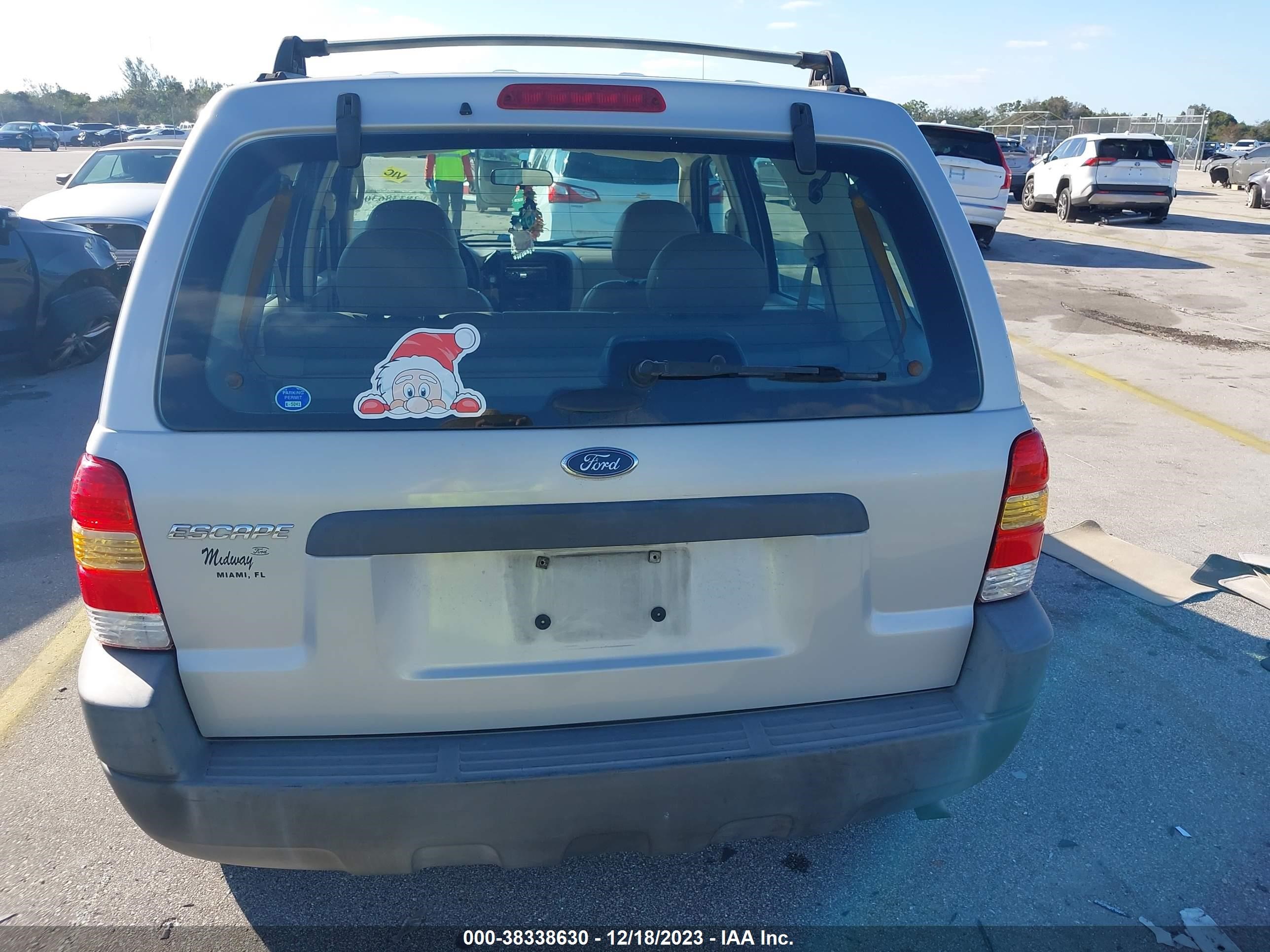 Photo 15 VIN: 1FMYU02194KB65421 - FORD ESCAPE 