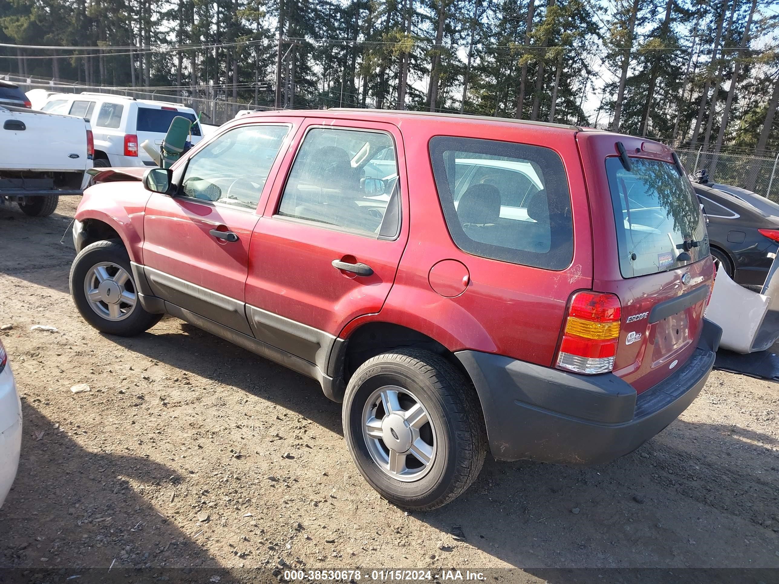 Photo 2 VIN: 1FMYU02BX3KE00125 - FORD ESCAPE 