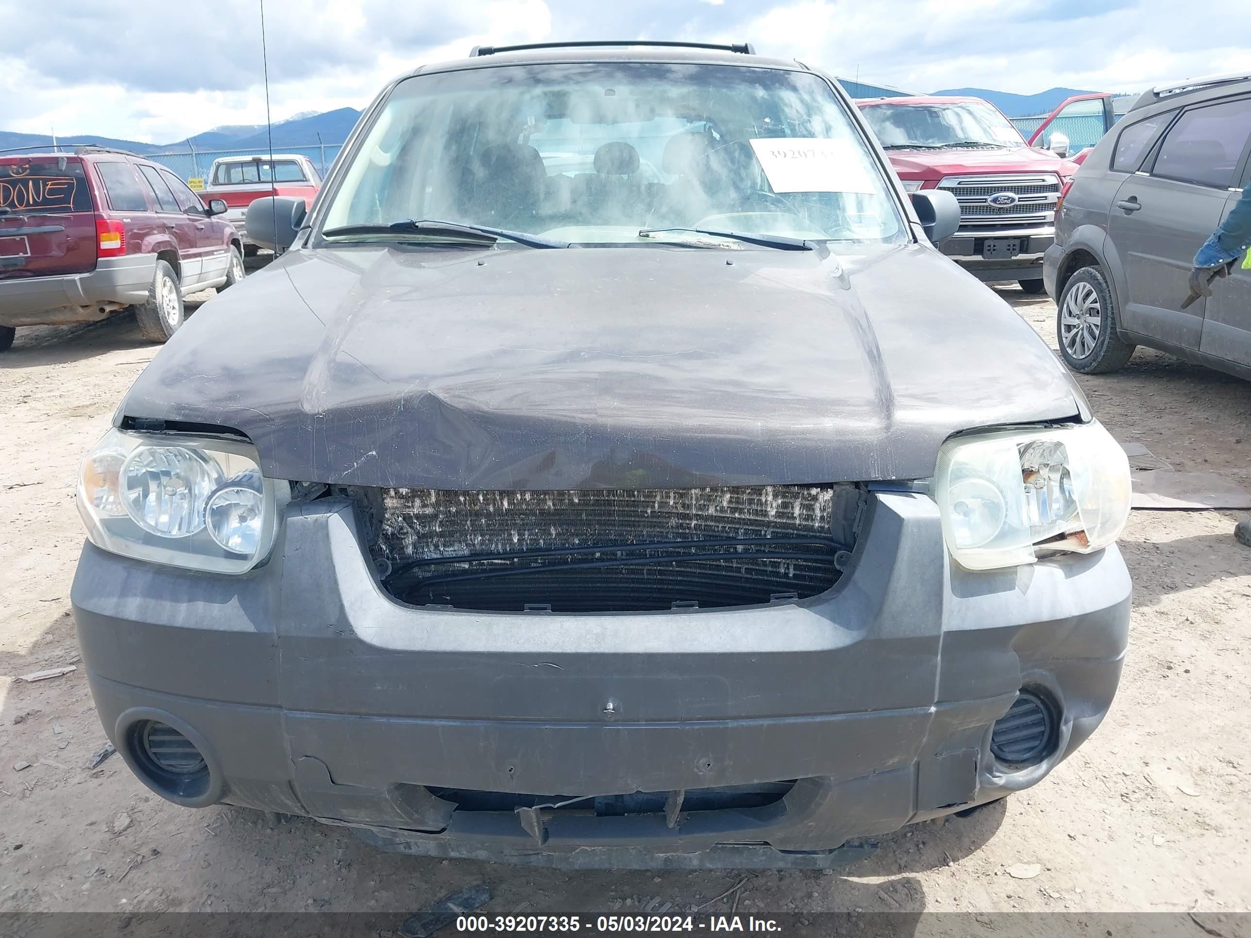 Photo 5 VIN: 1FMYU02Z07KA14347 - FORD ESCAPE 