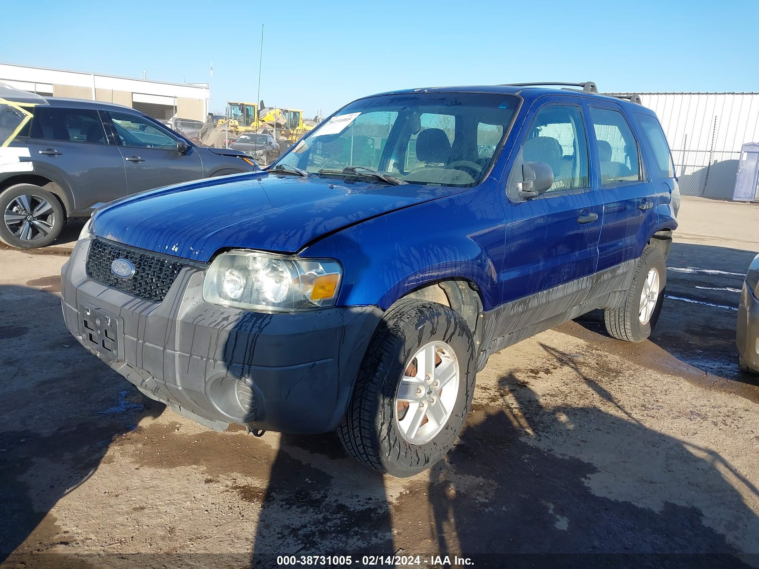 Photo 1 VIN: 1FMYU02Z47KB59536 - FORD ESCAPE 