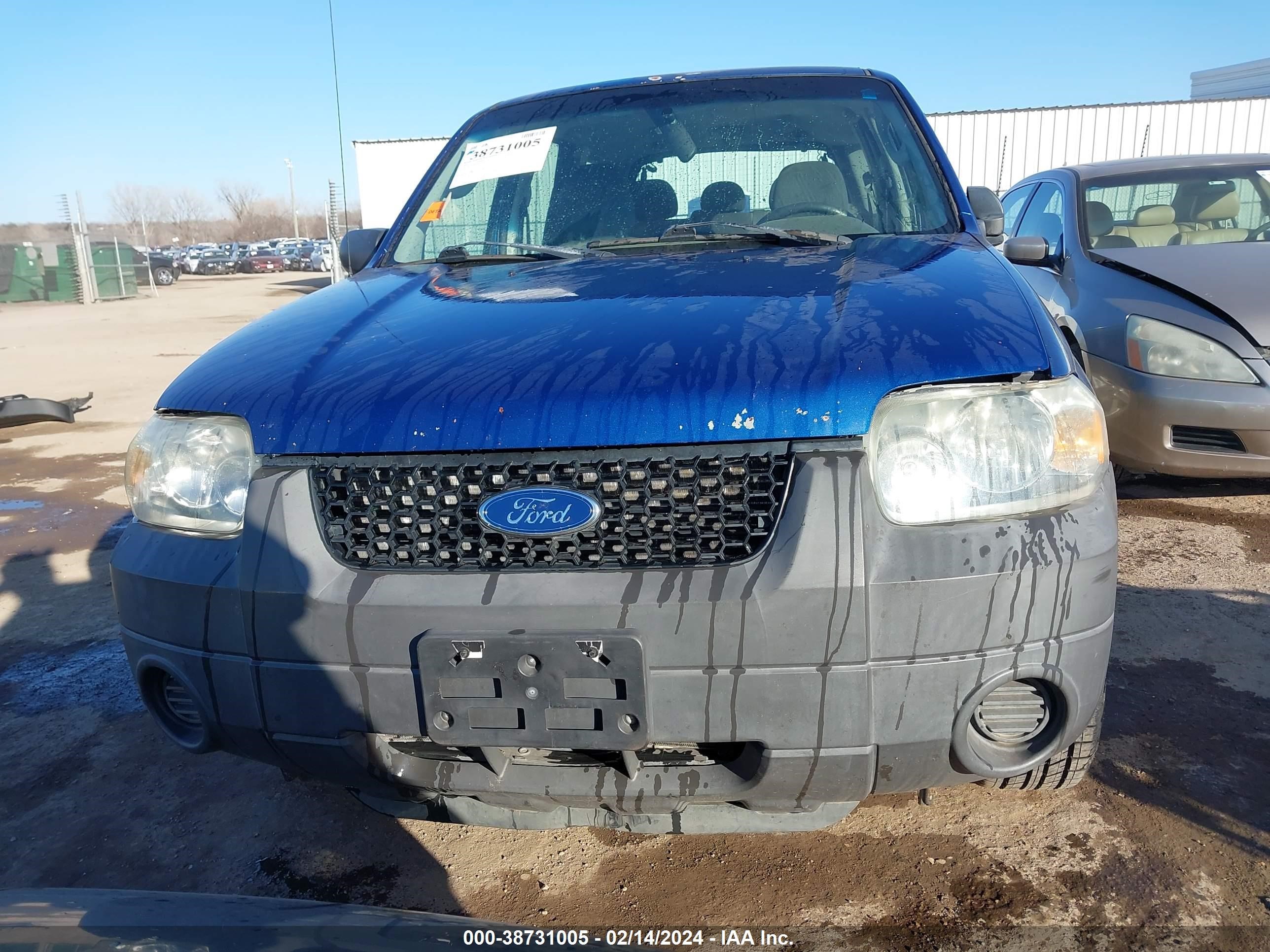 Photo 11 VIN: 1FMYU02Z47KB59536 - FORD ESCAPE 