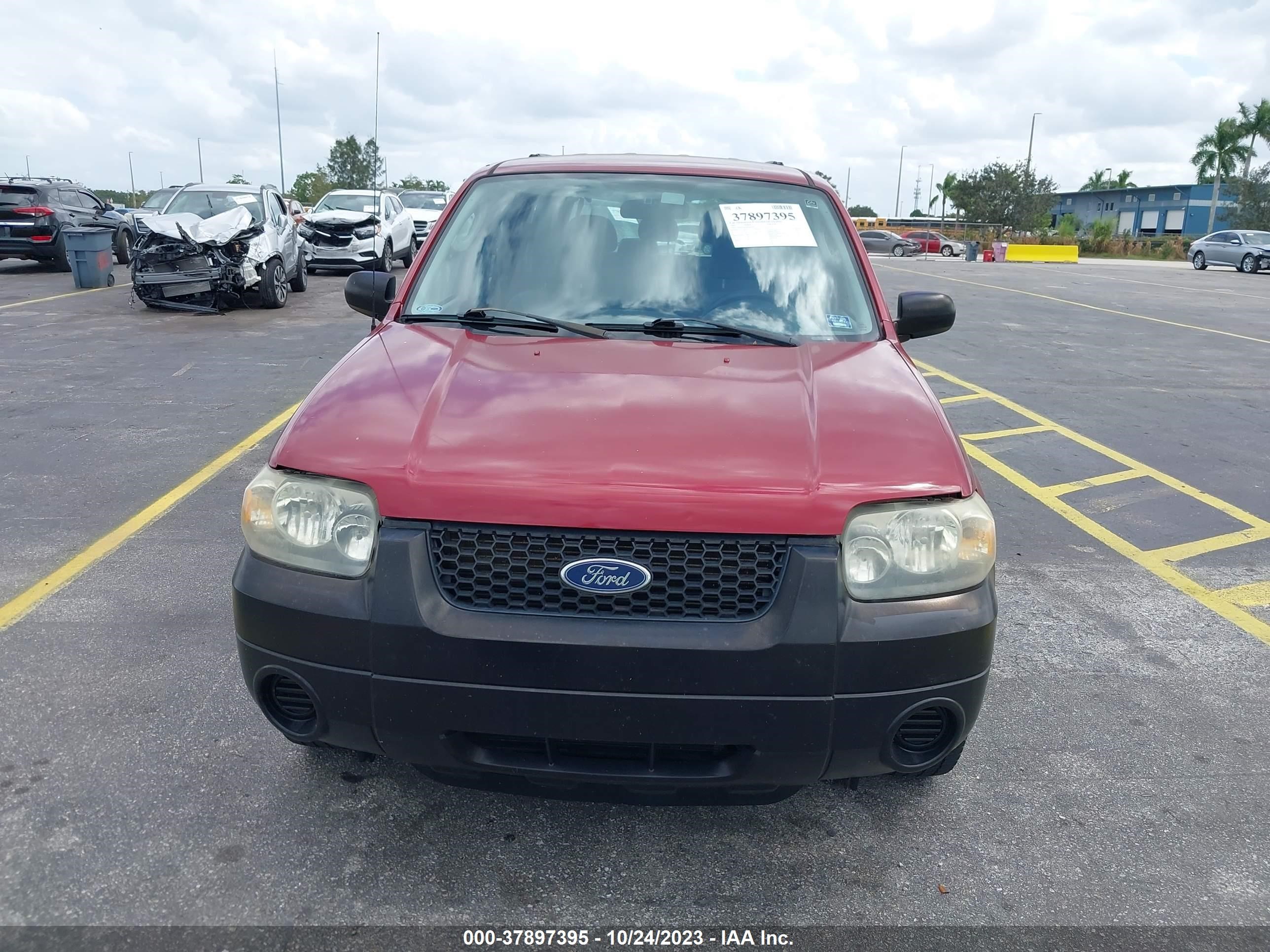 Photo 5 VIN: 1FMYU02Z57KB19546 - FORD ESCAPE 