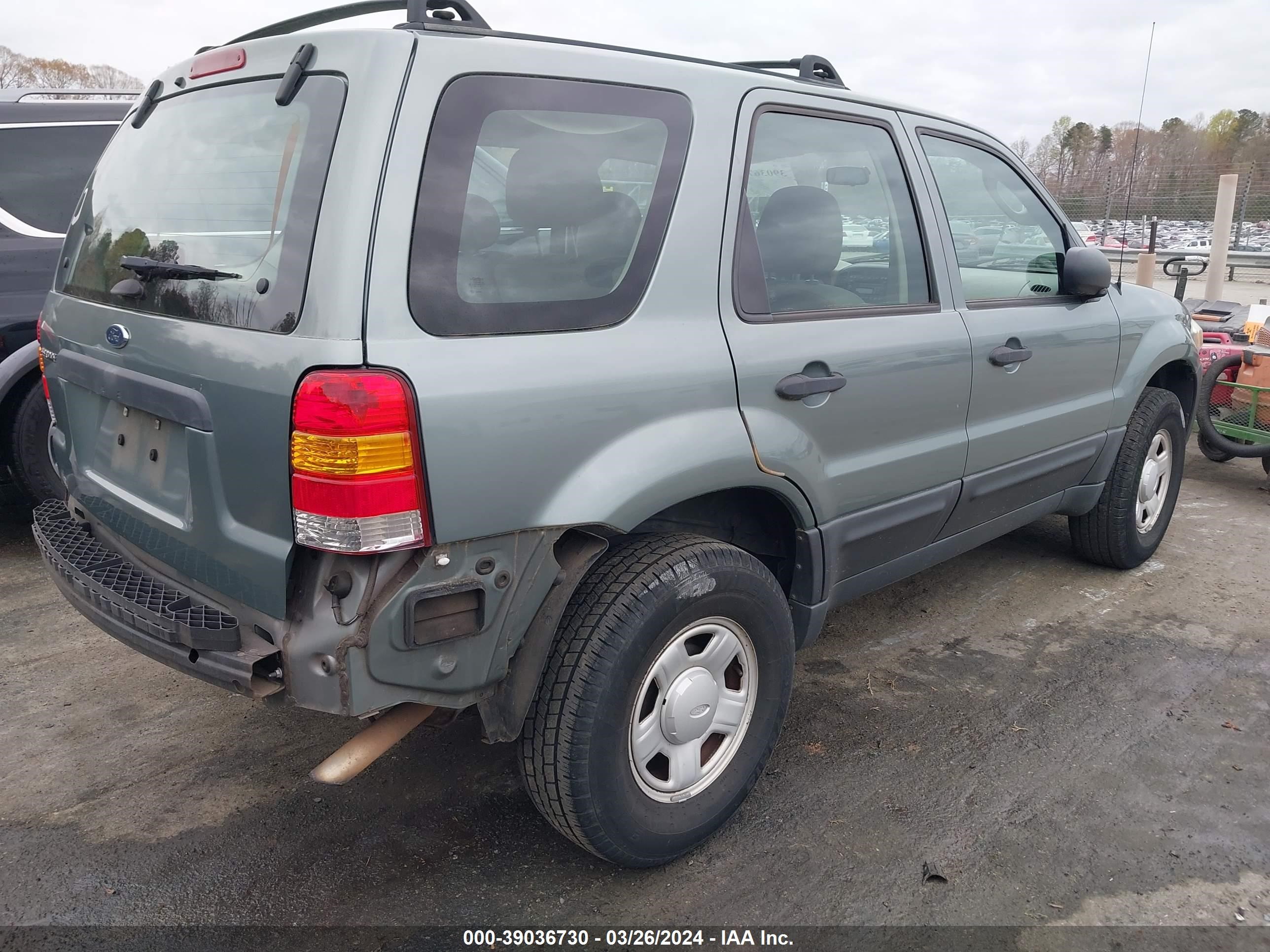 Photo 3 VIN: 1FMYU02Z57KB97308 - FORD ESCAPE 