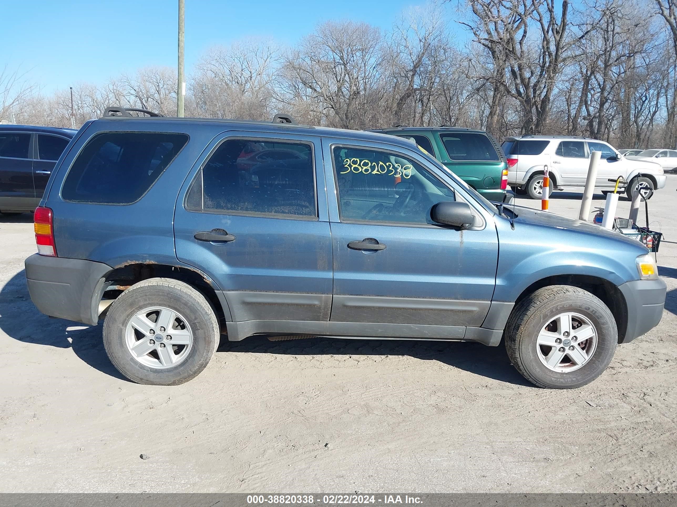 Photo 5 VIN: 1FMYU02Z66KA71909 - FORD ESCAPE 