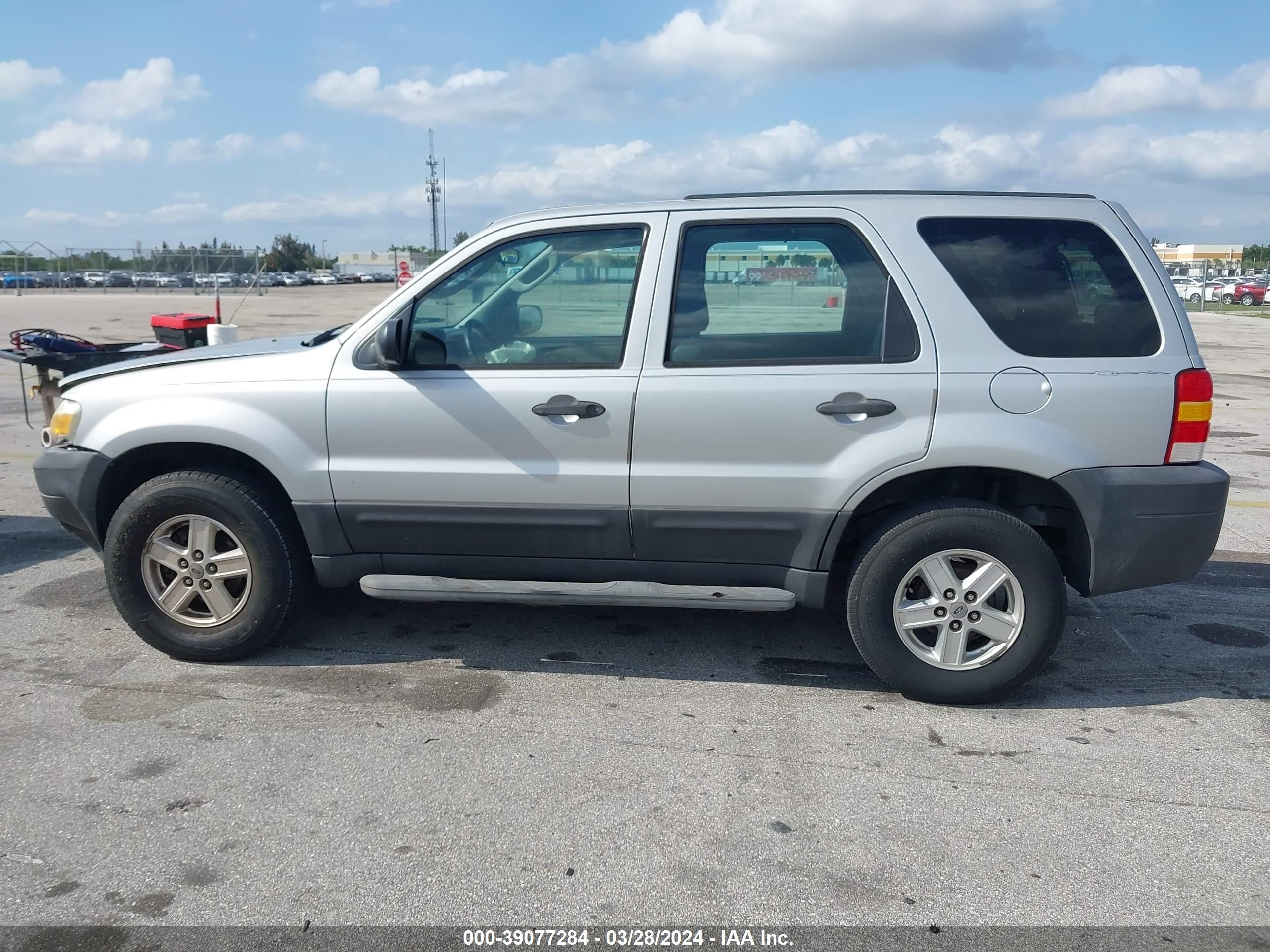 Photo 13 VIN: 1FMYU02Z66KD10195 - FORD ESCAPE 