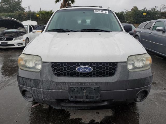 Photo 4 VIN: 1FMYU02Z75KA83565 - FORD ESCAPE 