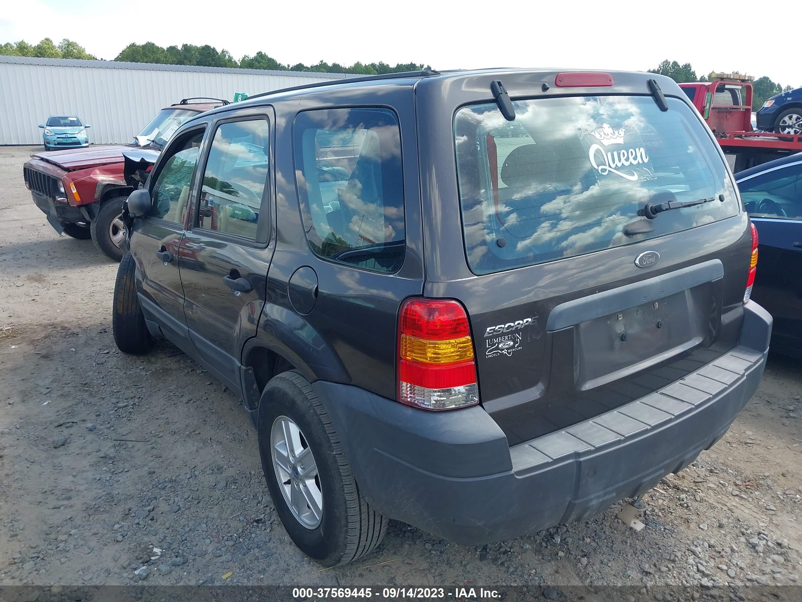 Photo 2 VIN: 1FMYU02Z76KB33947 - FORD ESCAPE 