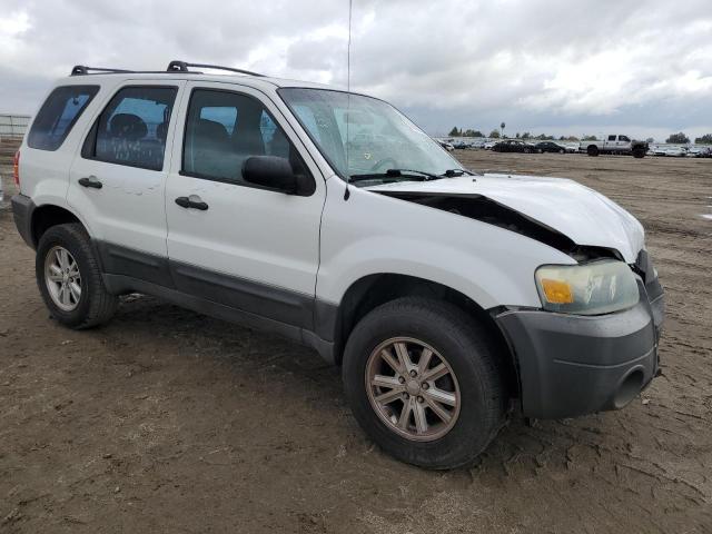 Photo 3 VIN: 1FMYU02Z85DA05767 - FORD ESCAPE 