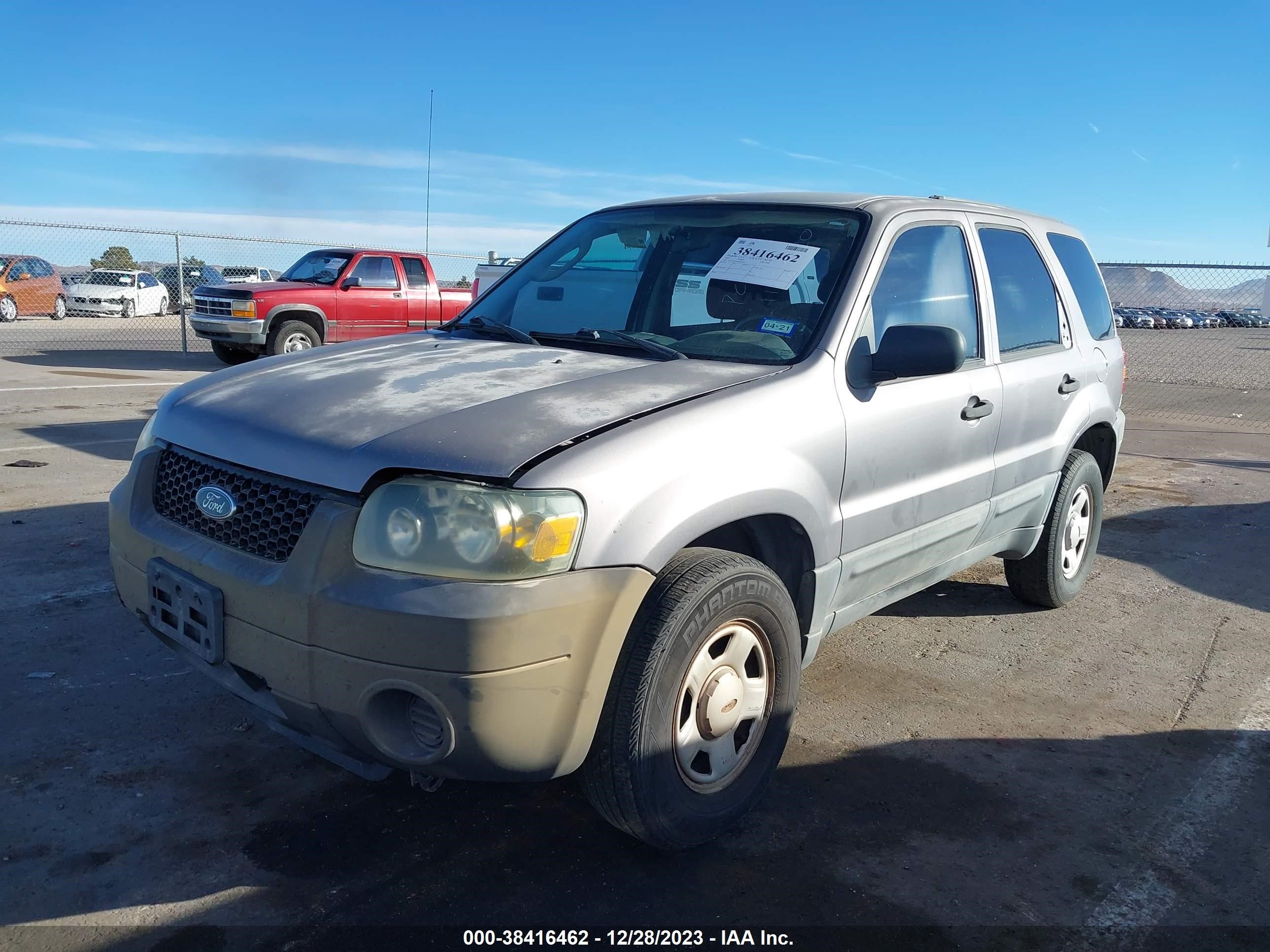 Photo 5 VIN: 1FMYU02Z97KA04707 - FORD ESCAPE 