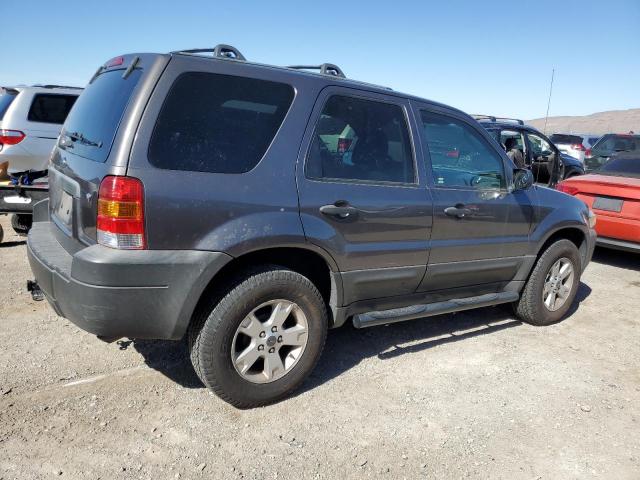 Photo 2 VIN: 1FMYU03105KB95469 - FORD ESCAPE 