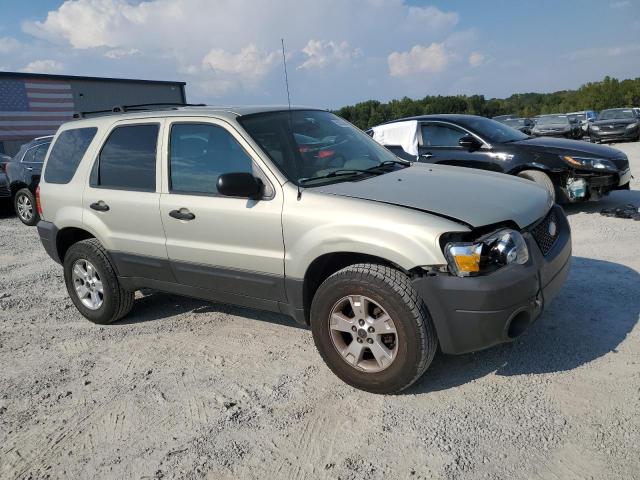 Photo 3 VIN: 1FMYU03115KA43989 - FORD ESCAPE XLT 