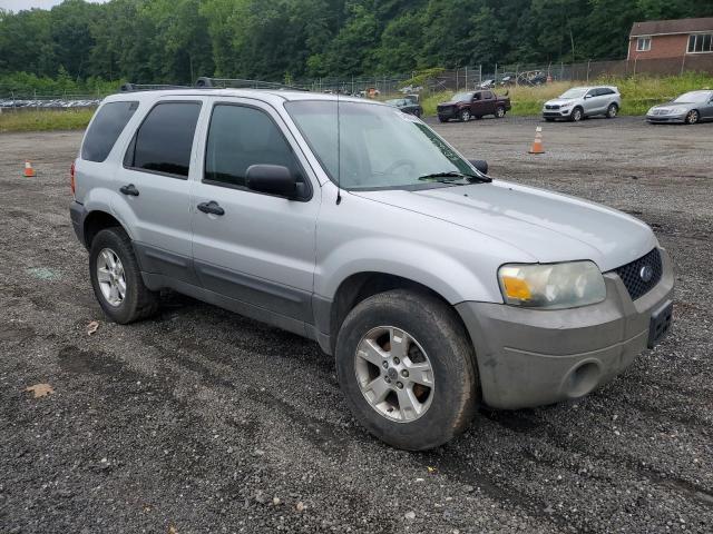 Photo 3 VIN: 1FMYU03116KB17803 - FORD ESCAPE 