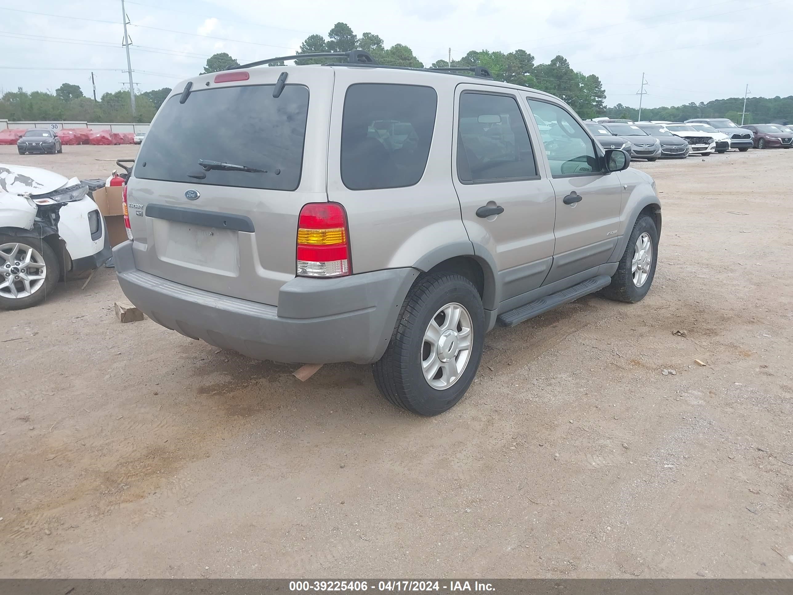 Photo 3 VIN: 1FMYU03121KE58796 - FORD ESCAPE 