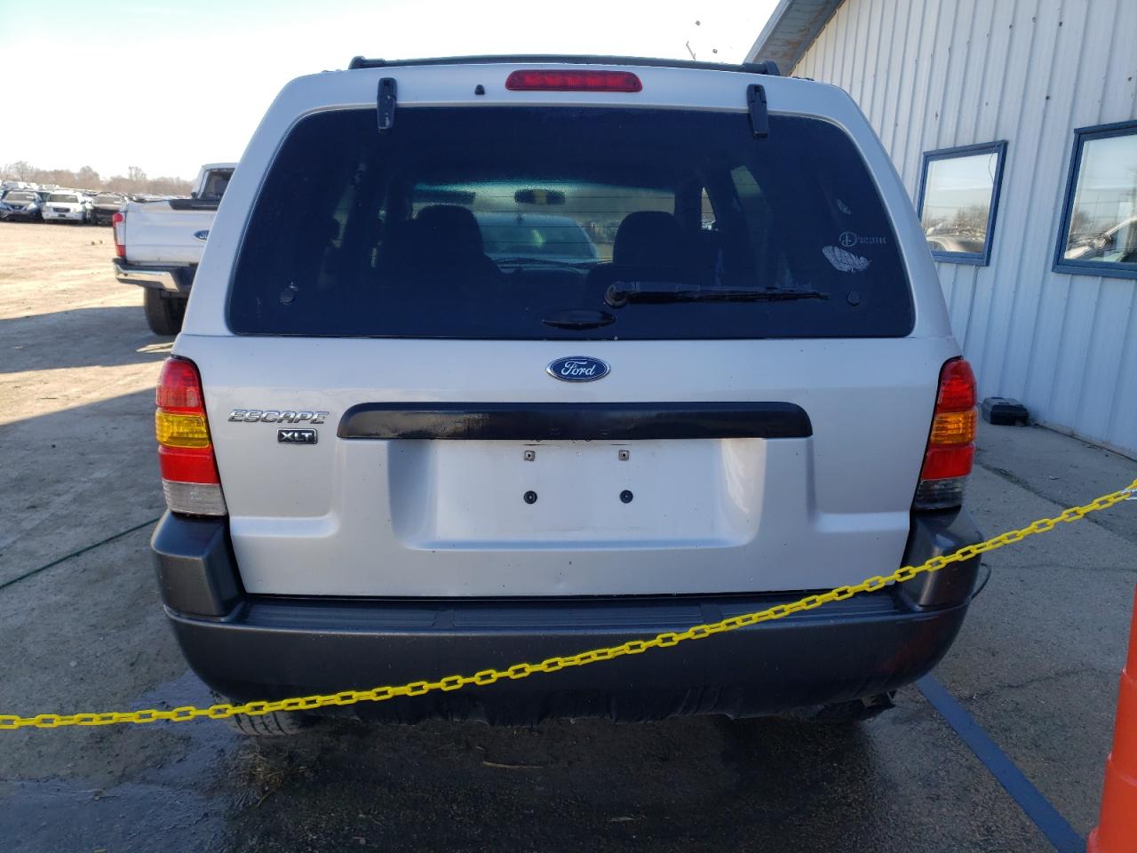 Photo 5 VIN: 1FMYU03124KB20383 - FORD ESCAPE 