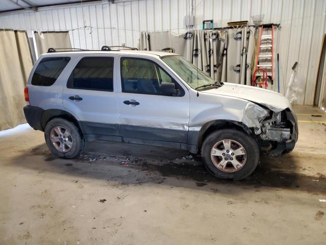 Photo 3 VIN: 1FMYU03125KD74676 - FORD ESCAPE 