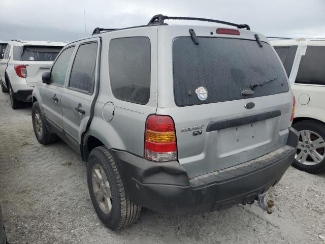 Photo 1 VIN: 1FMYU03135DA00081 - FORD ESCAPE XLT 