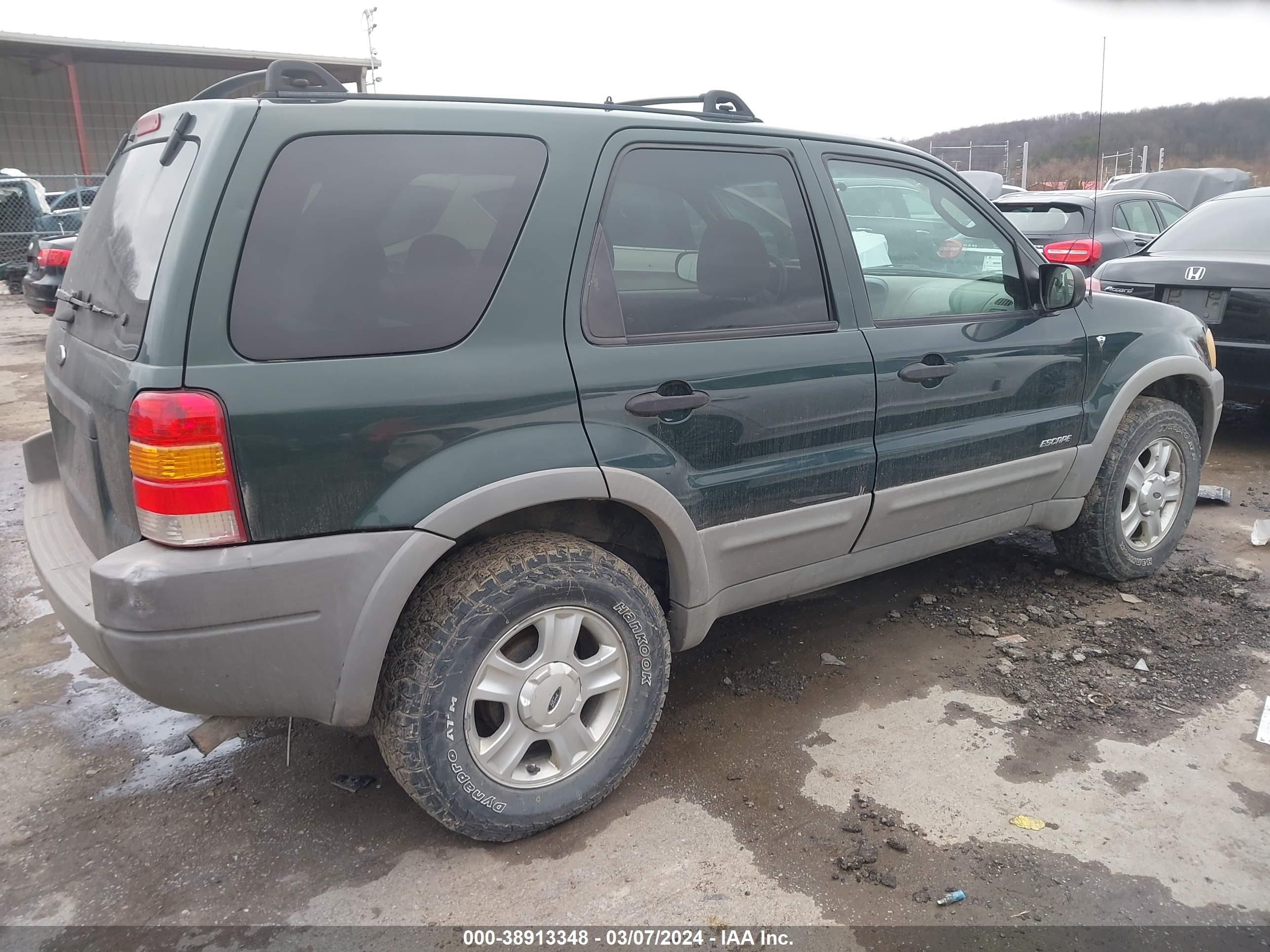 Photo 3 VIN: 1FMYU03142KC50856 - FORD ESCAPE 