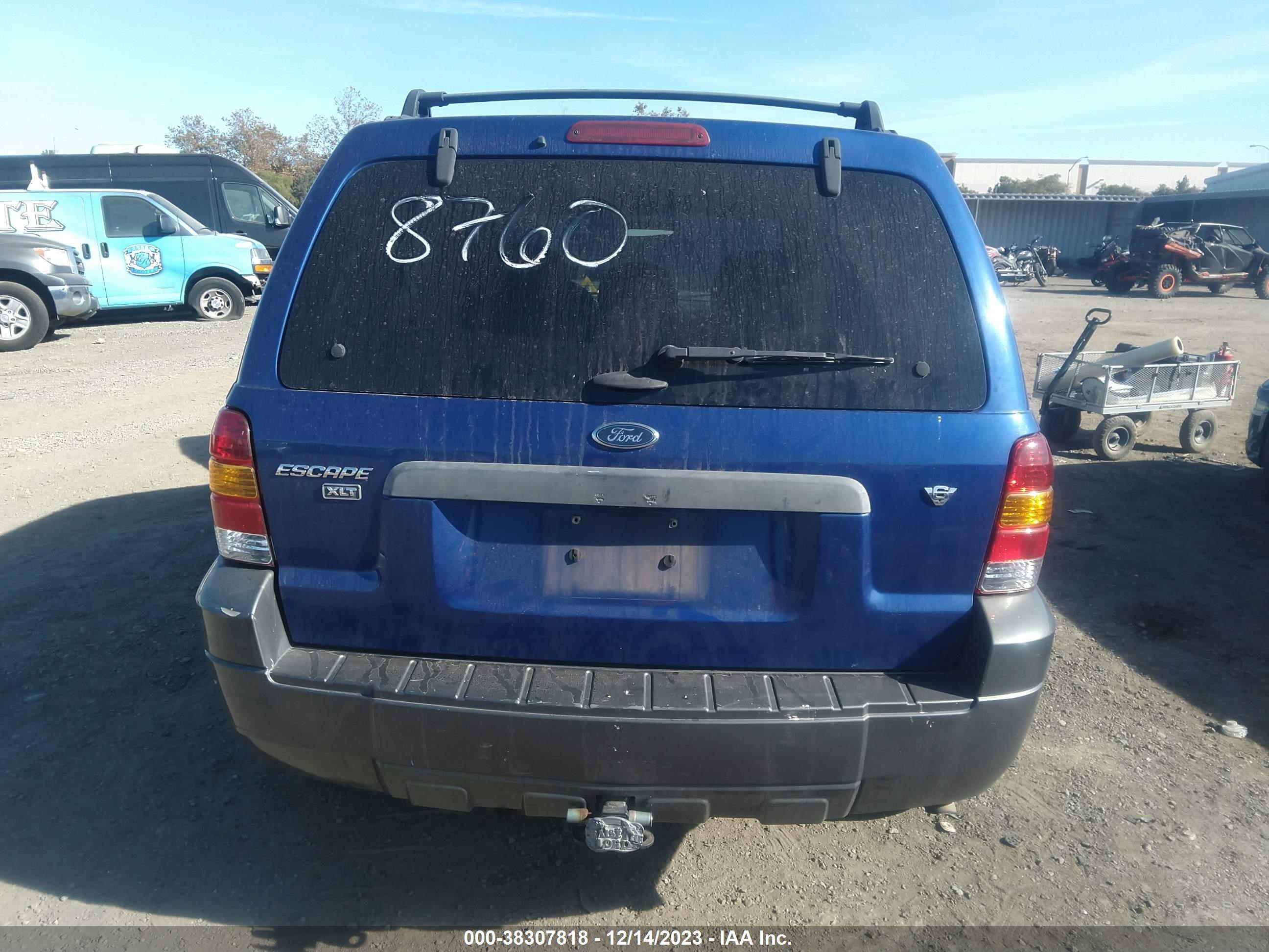 Photo 15 VIN: 1FMYU03146KA68760 - FORD ESCAPE 