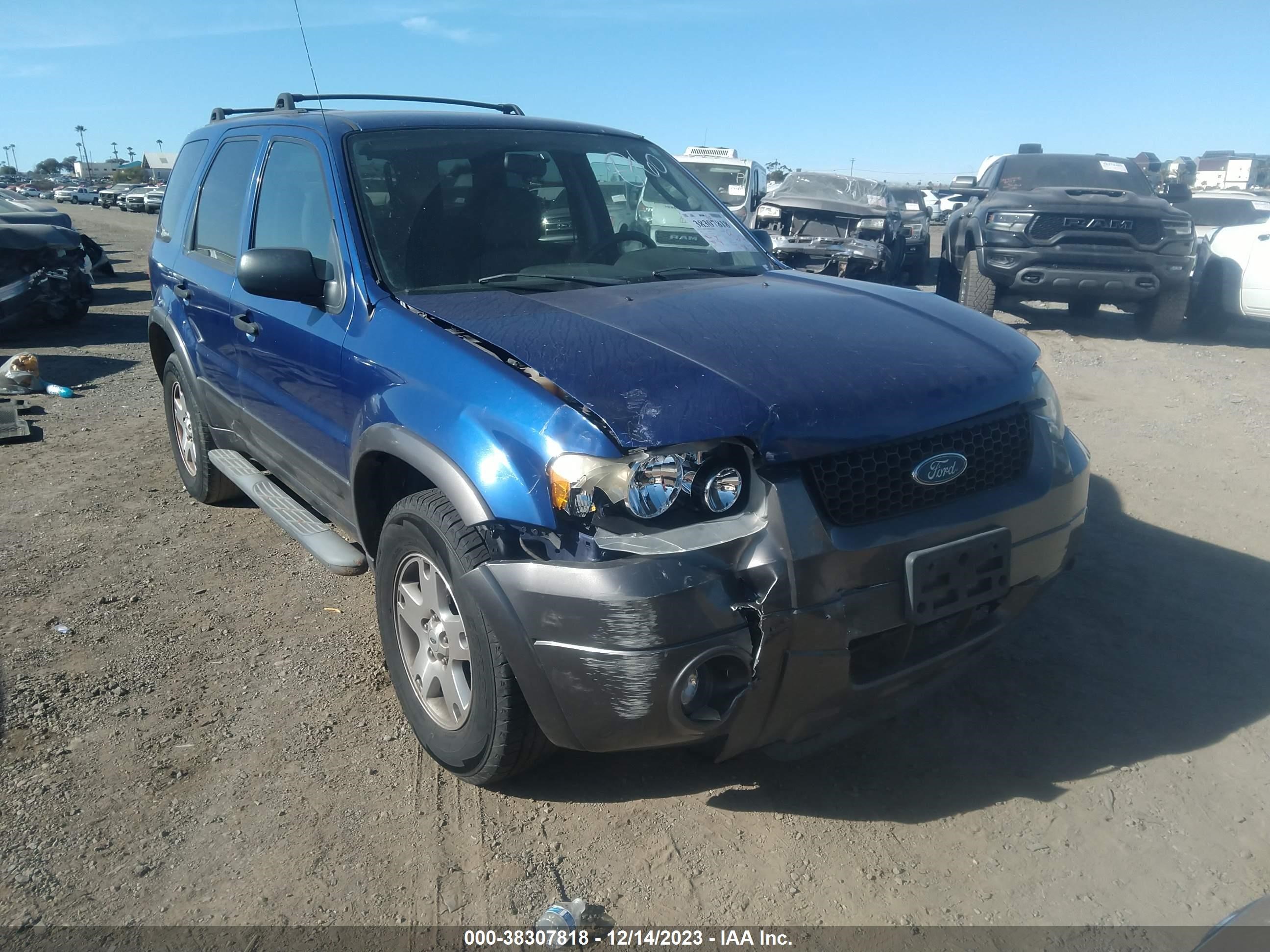 Photo 5 VIN: 1FMYU03146KA68760 - FORD ESCAPE 