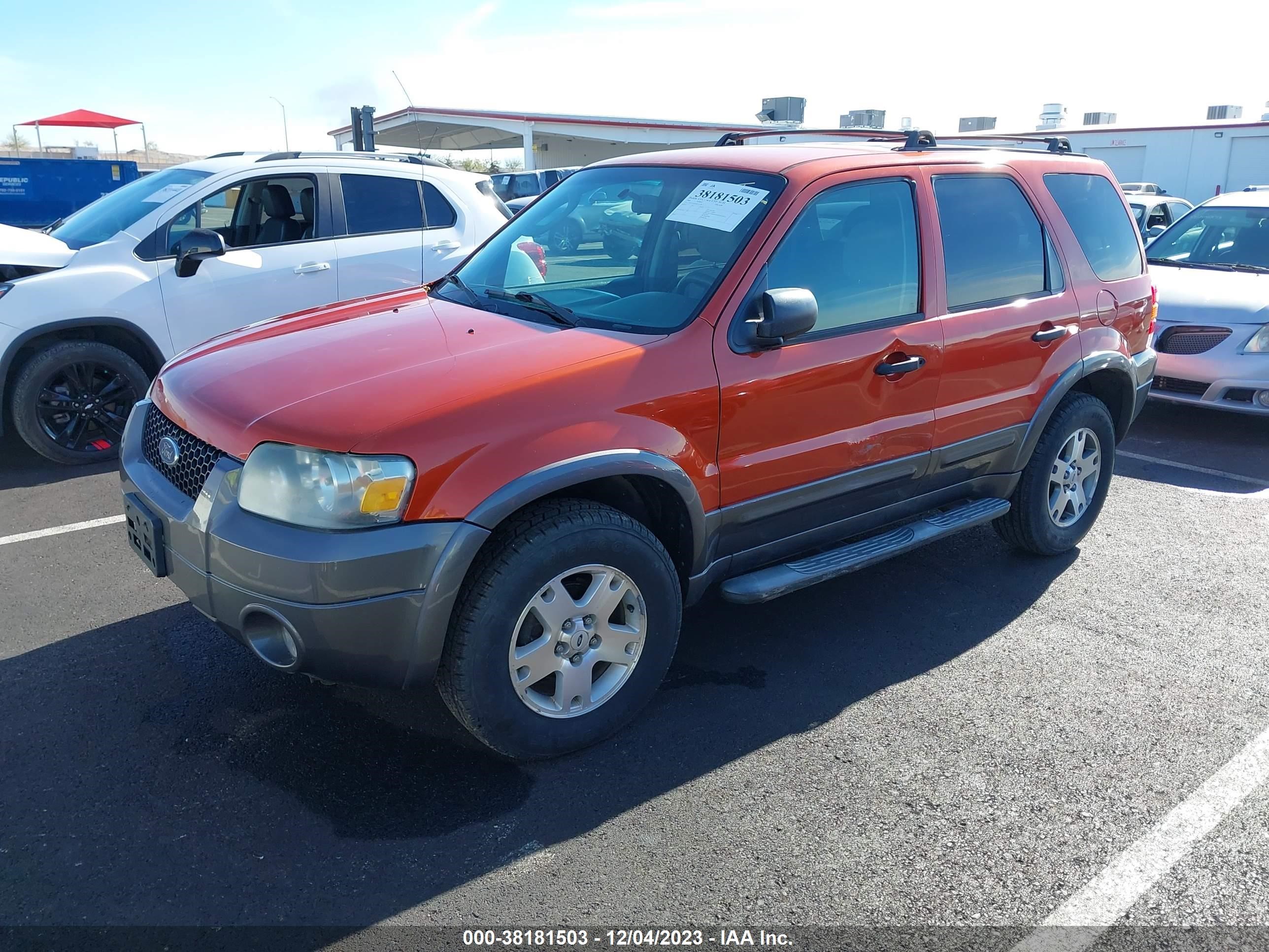 Photo 1 VIN: 1FMYU03146KC12730 - FORD ESCAPE 