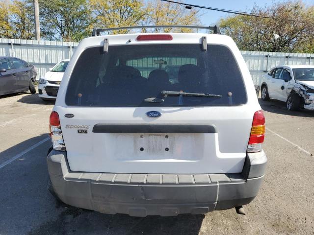 Photo 5 VIN: 1FMYU03155DA12202 - FORD ESCAPE XLT 