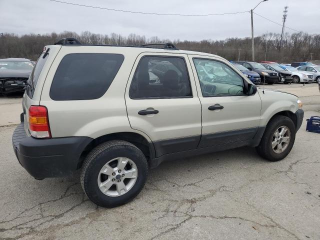 Photo 2 VIN: 1FMYU03155KA32753 - FORD ESCAPE 