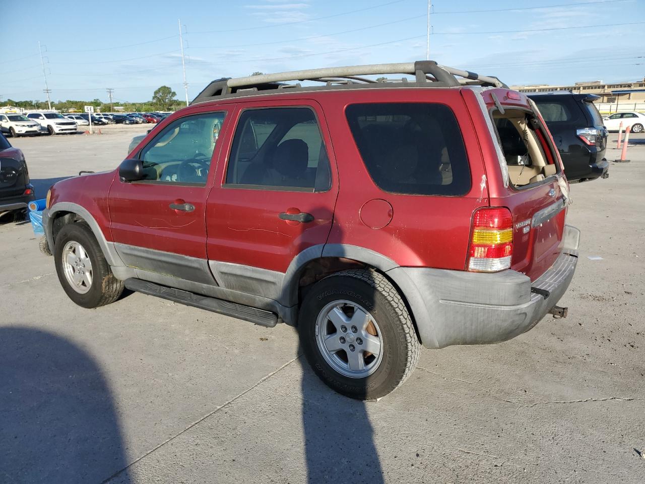 Photo 1 VIN: 1FMYU03163KB81136 - FORD ESCAPE 