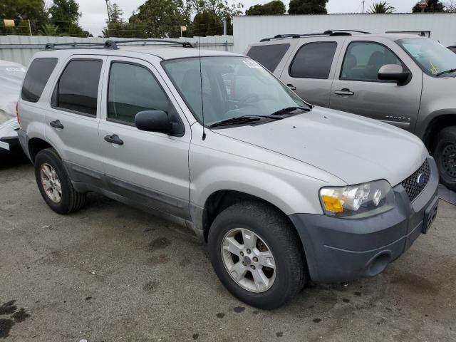 Photo 3 VIN: 1FMYU03166KA02985 - FORD ESCAPE 