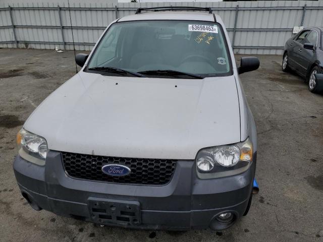 Photo 4 VIN: 1FMYU03166KA02985 - FORD ESCAPE 