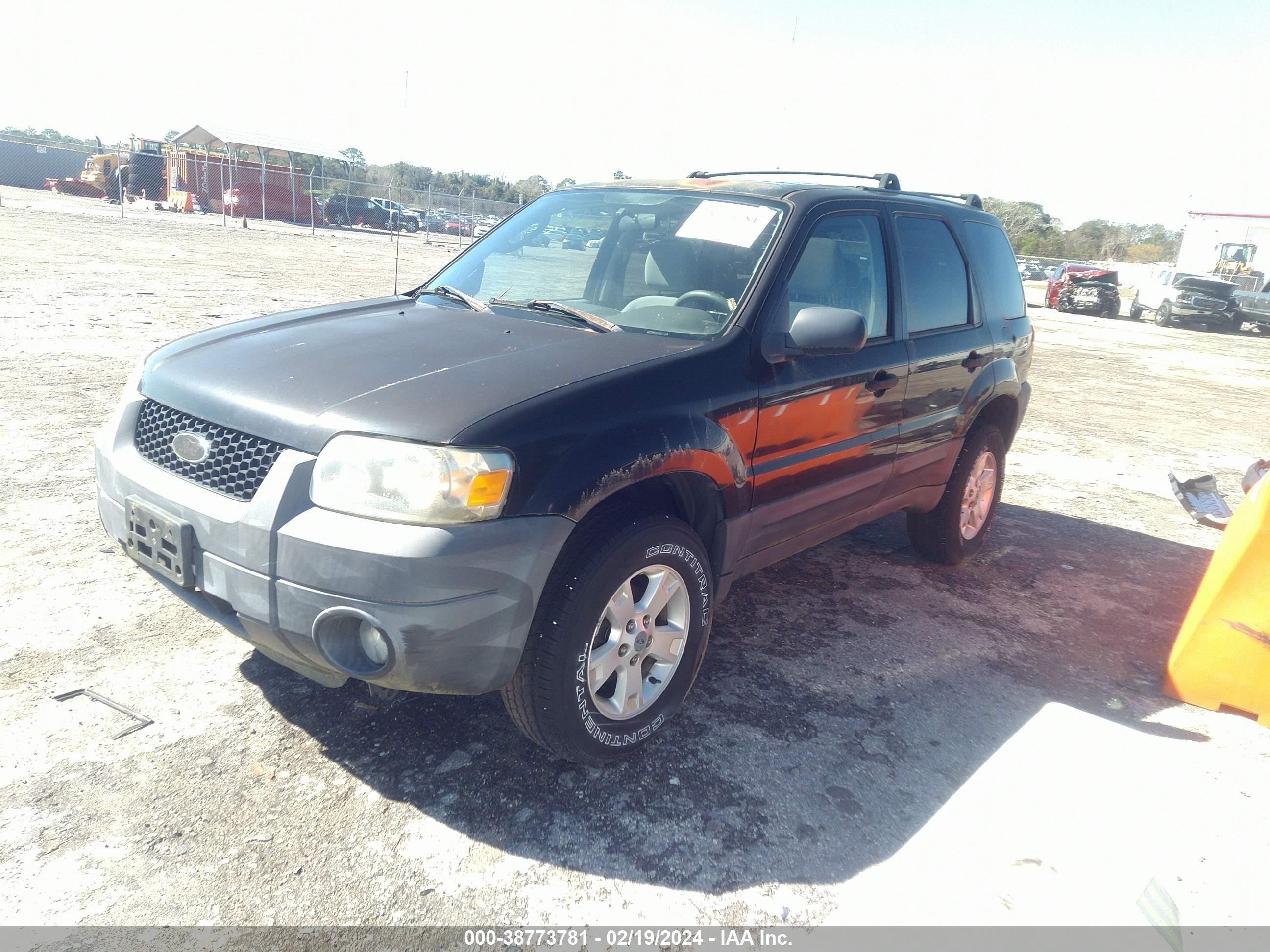 Photo 1 VIN: 1FMYU03166KA57565 - FORD ESCAPE 