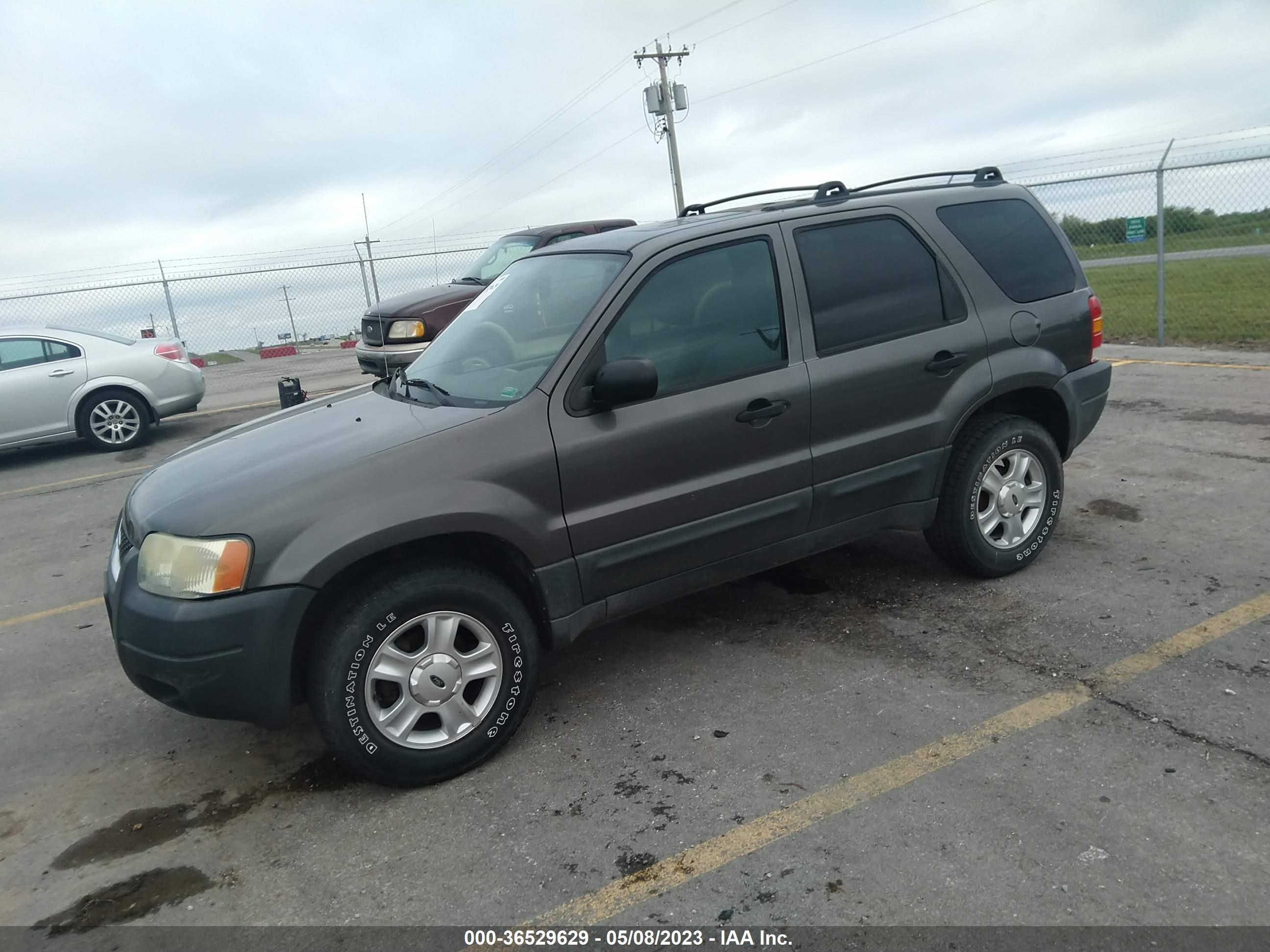 Photo 1 VIN: 1FMYU03174DA18744 - FORD ESCAPE 