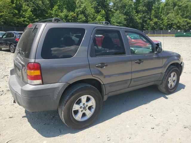 Photo 2 VIN: 1FMYU03175KB51999 - FORD ESCAPE 