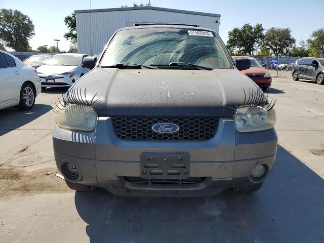 Photo 4 VIN: 1FMYU03186KC16165 - FORD ESCAPE XLT 