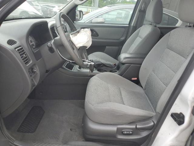 Photo 6 VIN: 1FMYU03195DA07925 - FORD ESCAPE 