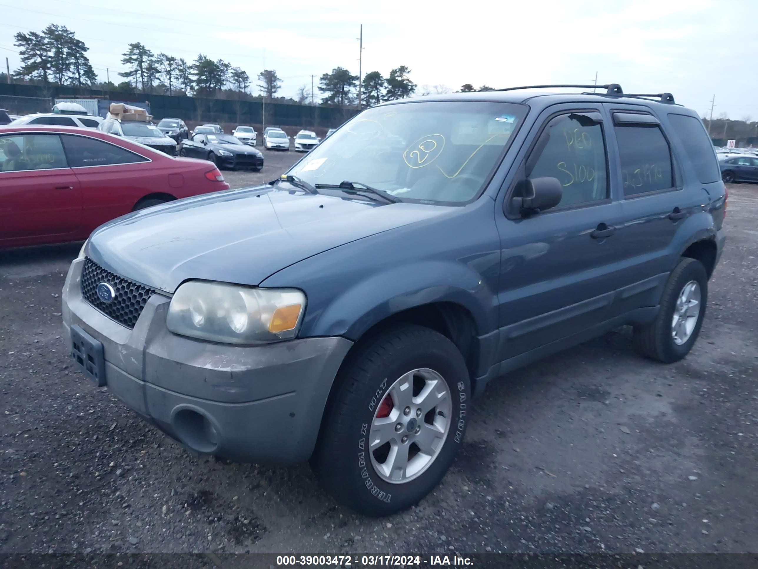 Photo 1 VIN: 1FMYU03195KA01232 - FORD ESCAPE 