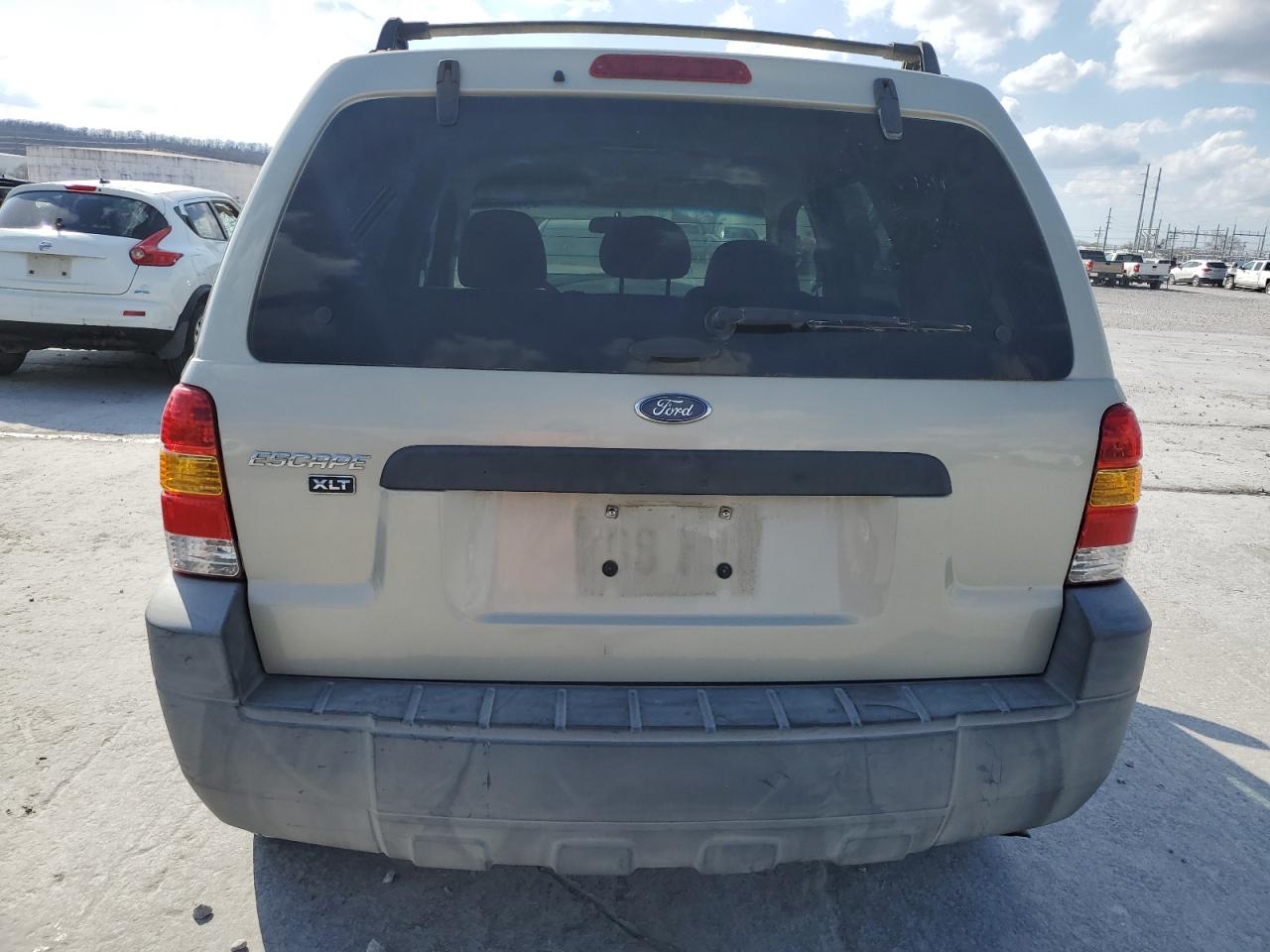 Photo 5 VIN: 1FMYU03195KA89876 - FORD ESCAPE 