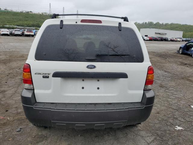 Photo 5 VIN: 1FMYU03195KB15263 - FORD ESCAPE 