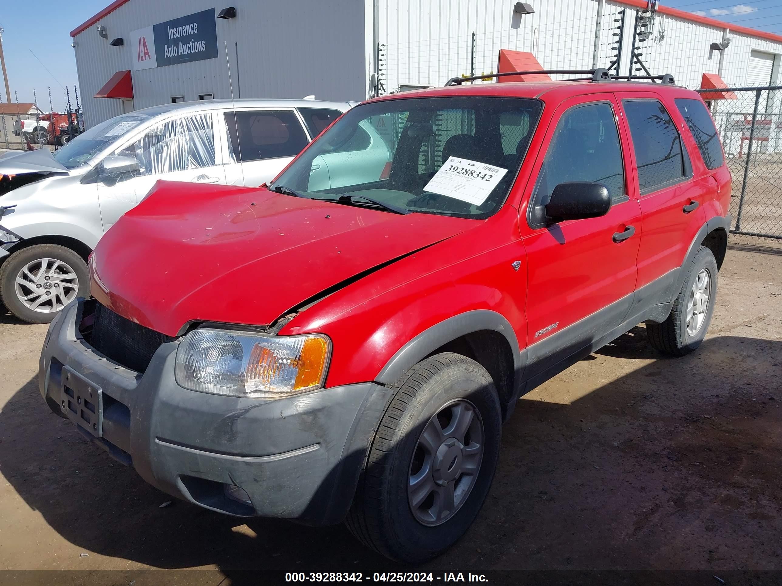 Photo 1 VIN: 1FMYU031X2KD23910 - FORD ESCAPE 