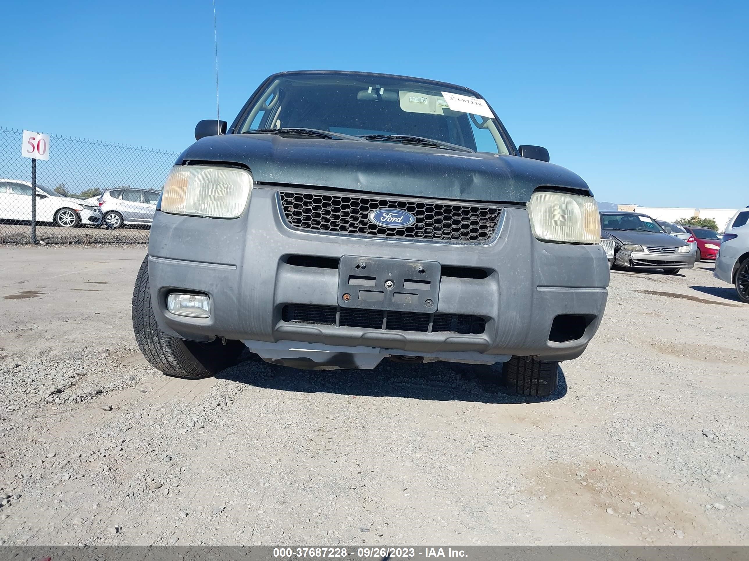 Photo 5 VIN: 1FMYU031X3KB35308 - FORD ESCAPE 