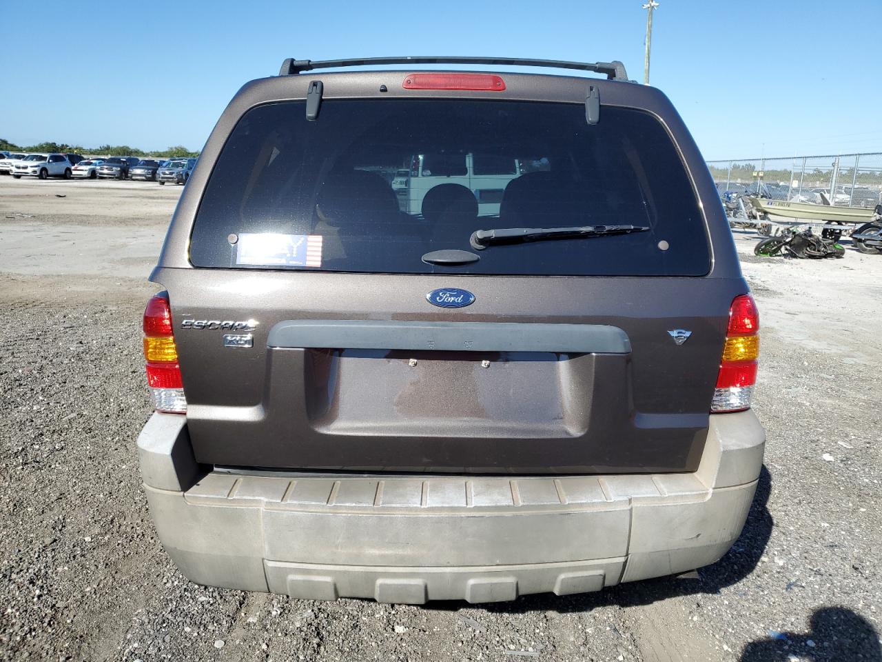 Photo 5 VIN: 1FMYU03Z46KB98978 - FORD ESCAPE 