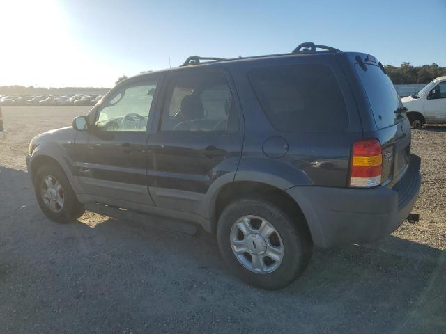 Photo 1 VIN: 1FMYU04102KC93489 - FORD ESCAPE XLT 