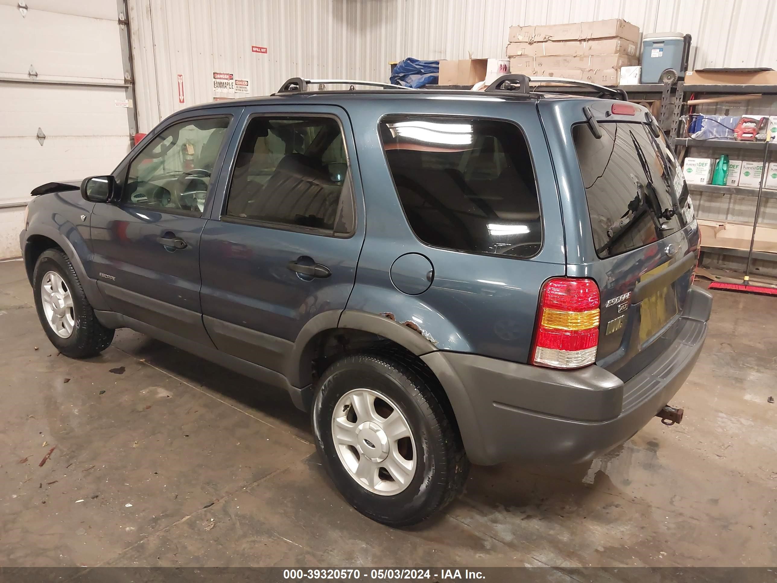 Photo 2 VIN: 1FMYU04111KB21695 - FORD ESCAPE 