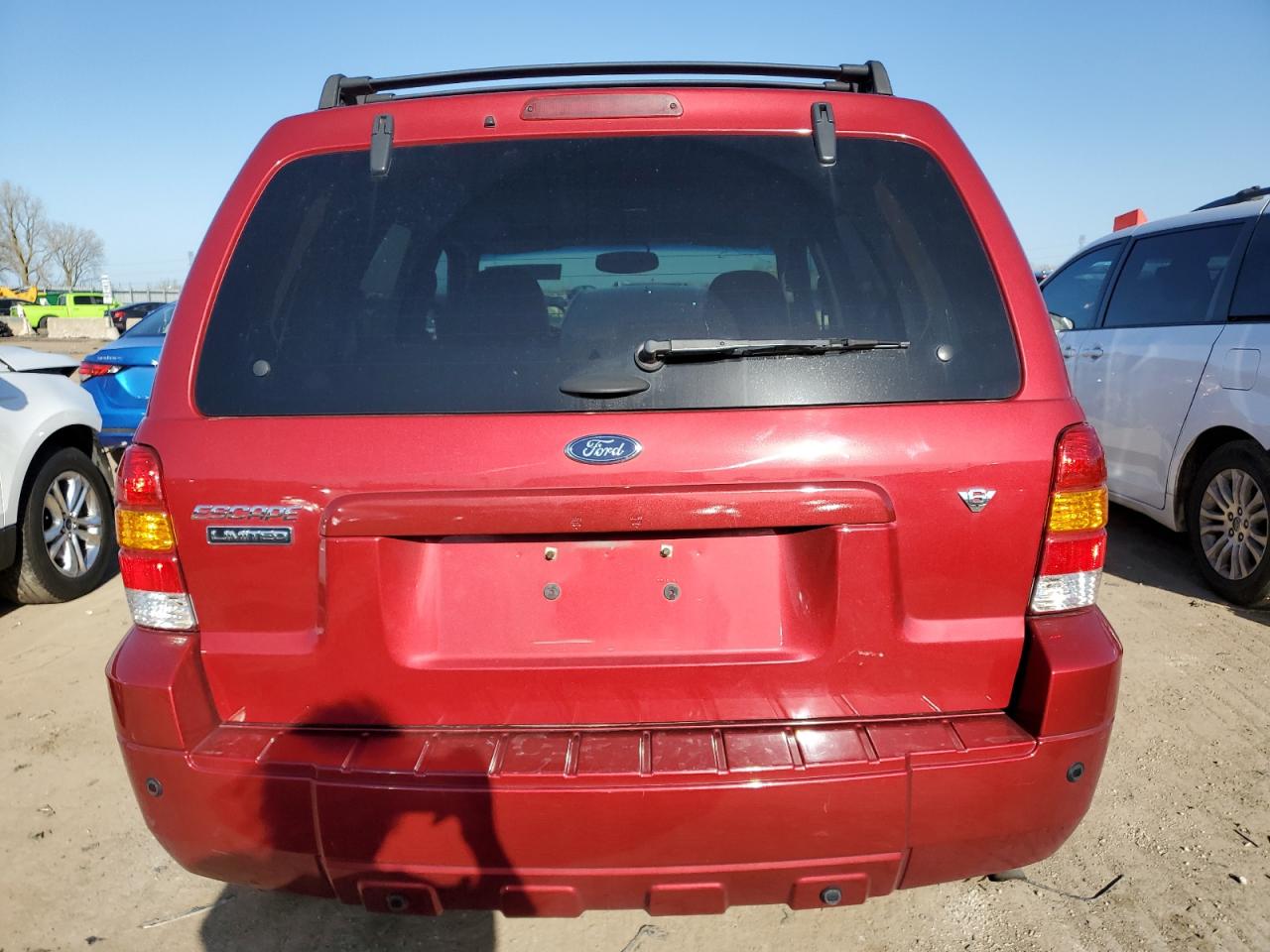 Photo 5 VIN: 1FMYU04116KA42146 - FORD ESCAPE 