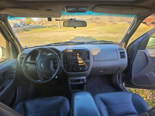 Photo 8 VIN: 1FMYU04131KF43371 - FORD ESCAPE 