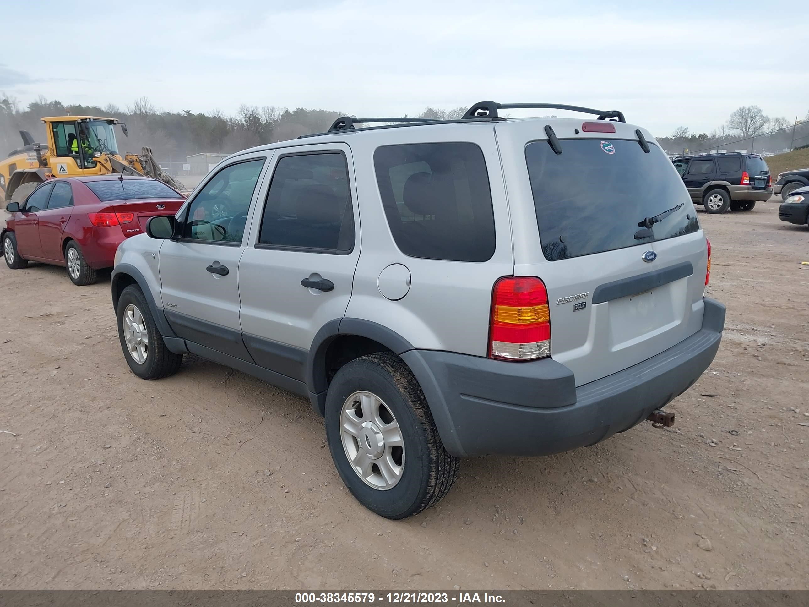 Photo 2 VIN: 1FMYU04152KB00754 - FORD ESCAPE 