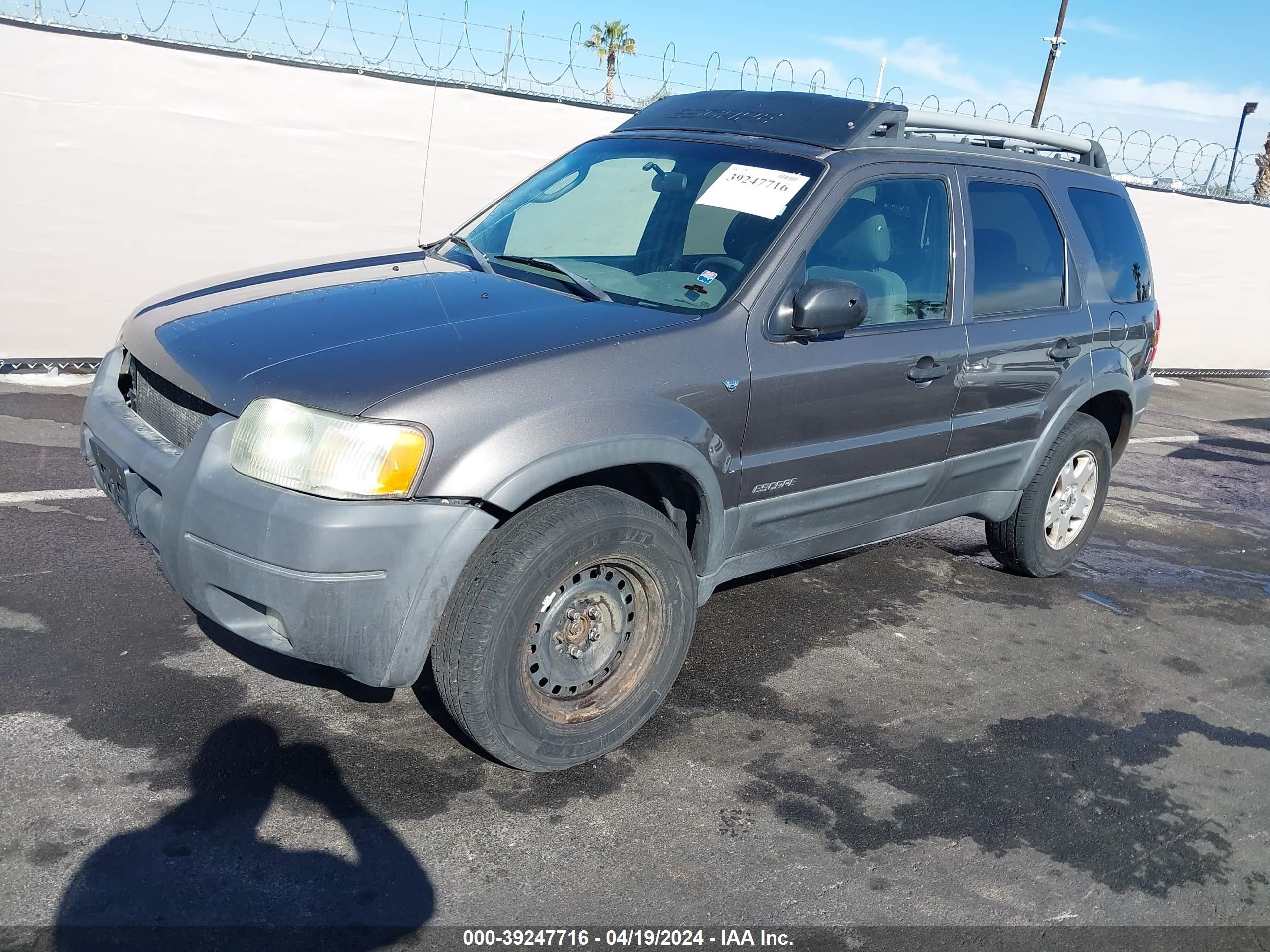 Photo 1 VIN: 1FMYU04192KB75165 - FORD ESCAPE 