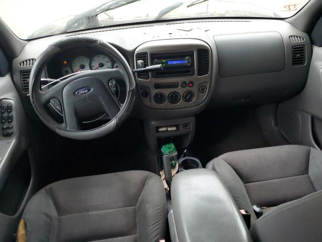 Photo 7 VIN: 1FMYU041X2KA15988 - FORD ESCAPE XLT 