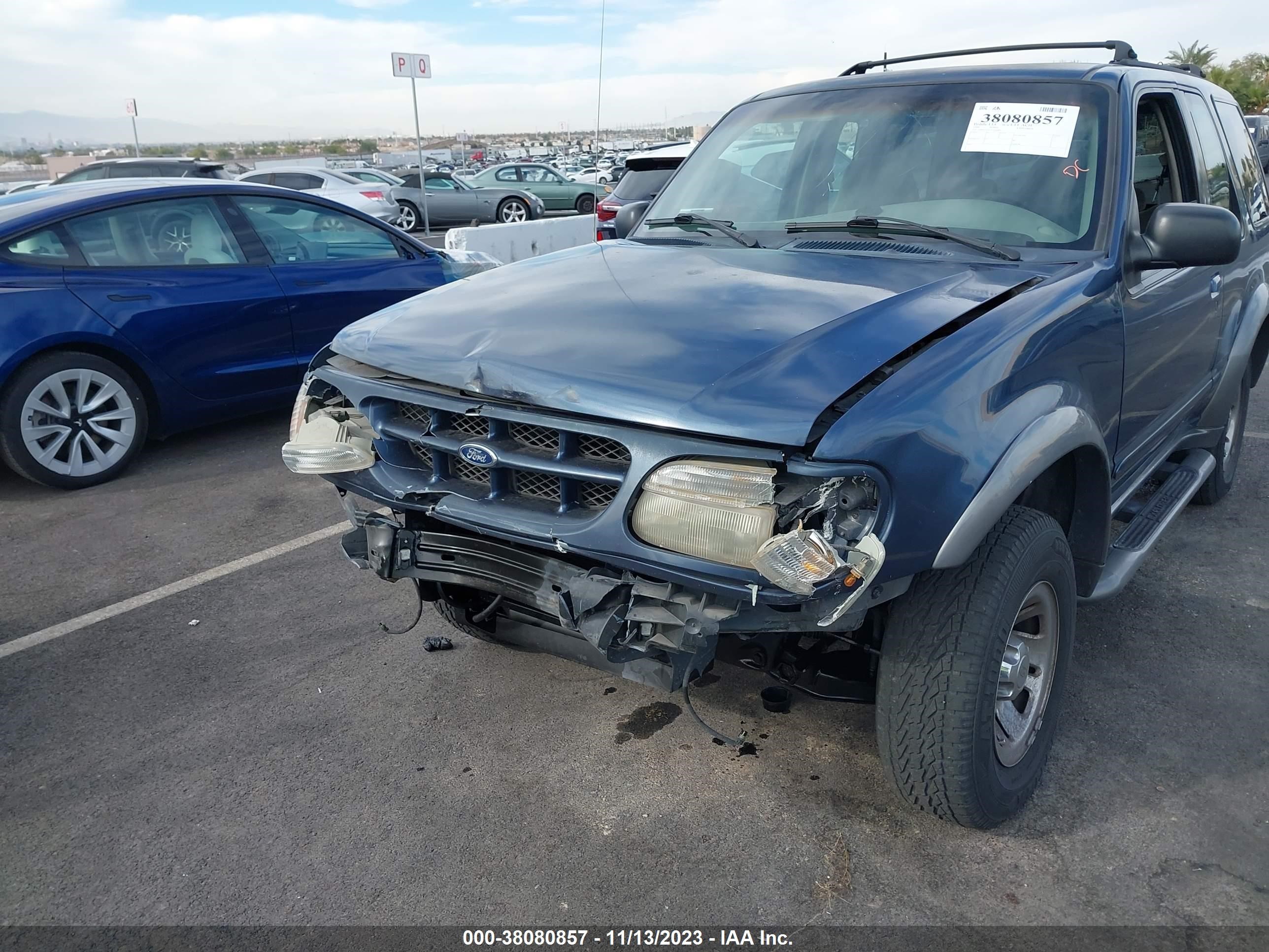 Photo 5 VIN: 1FMYU22E1XUC60899 - FORD EXPLORER 