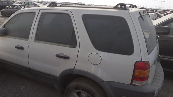 Photo 5 VIN: 1FMYU92135KD38503 - FORD ESCAPE 