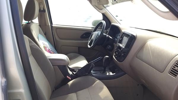 Photo 21 VIN: 1FMYU92185KD38447 - FORD ESCAPE 